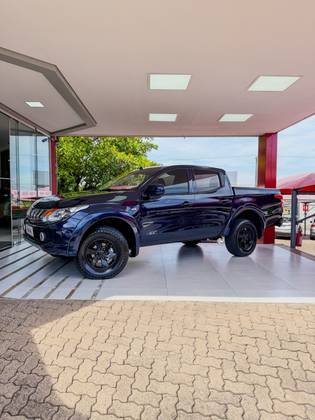 MITSUBISHI L200 TRITON 2.4 16V TURBO DIESEL SPORT GLS CD 4P 4X4 AUTOMÁTICO MITSUBISHI L200 TRITON 2.4 16V TURBO DIESEL SPORT GLS CD 4P 4X4 AUTOMÁTICO
